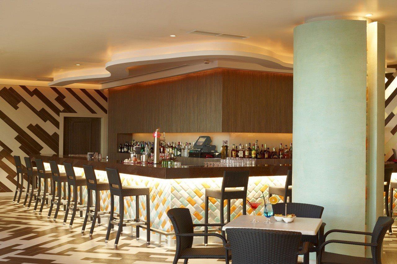 Real Marina Hotel & Spa Olhão Екстериор снимка The bar at the 360° Sky Bar