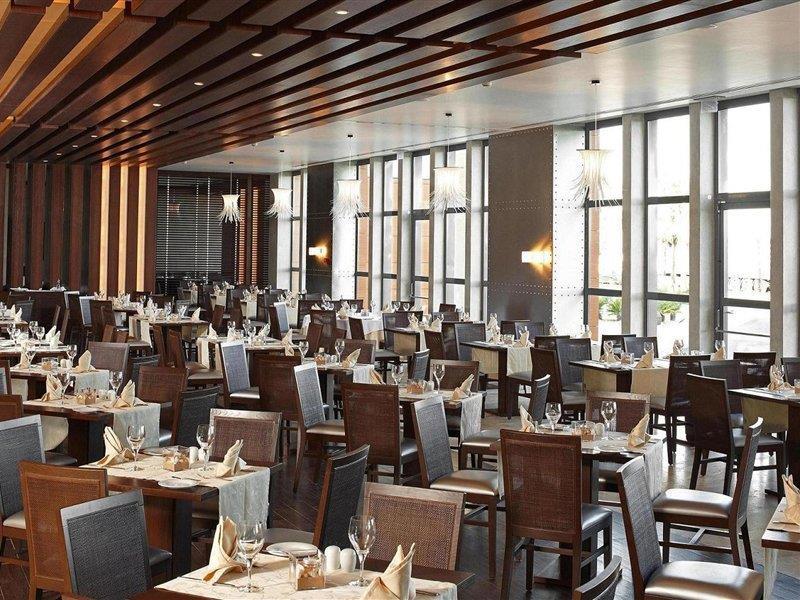 Real Marina Hotel & Spa Olhão Екстериор снимка The restaurant