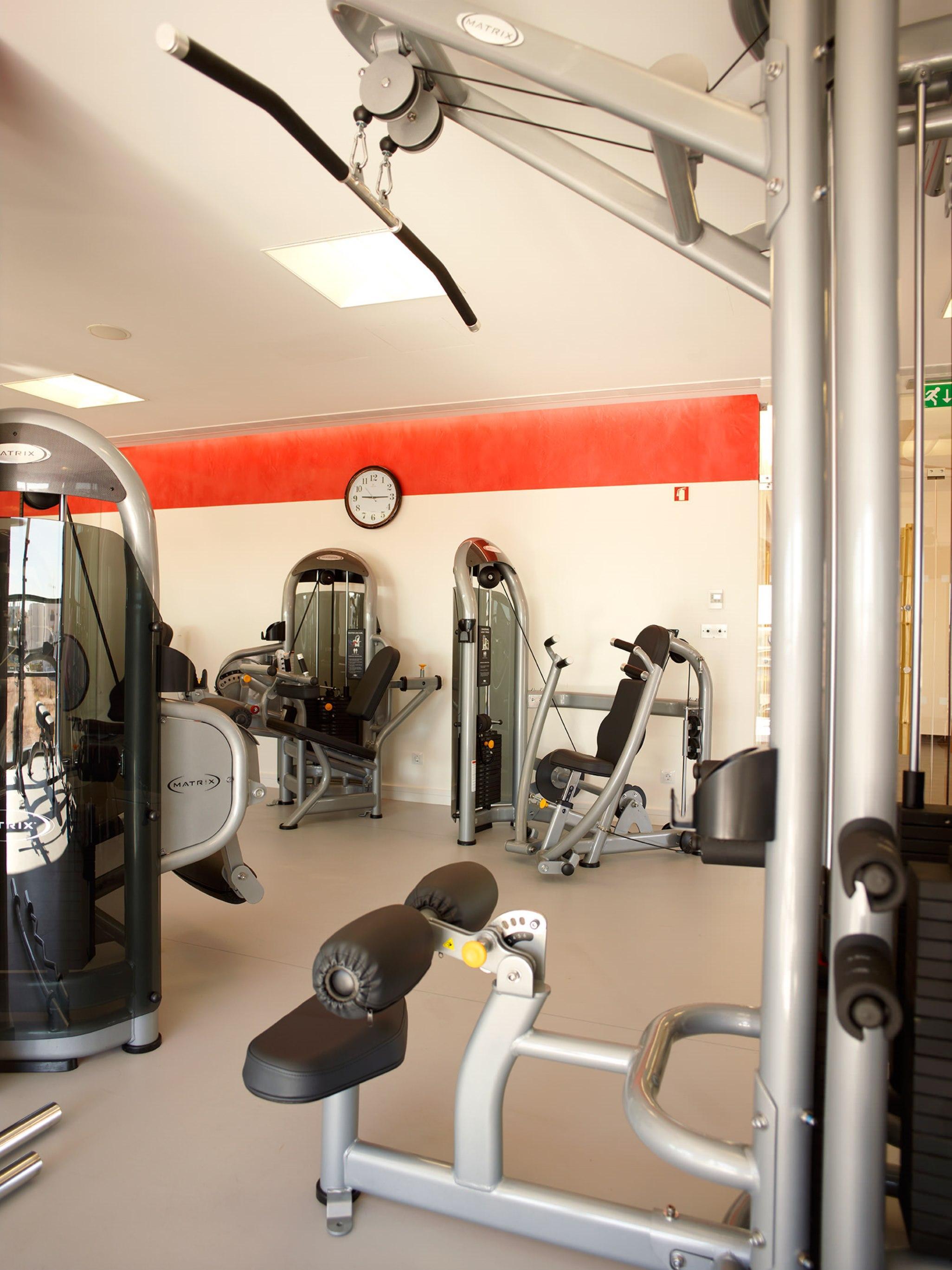 Real Marina Hotel & Spa Olhão Екстериор снимка The gym at the hotel