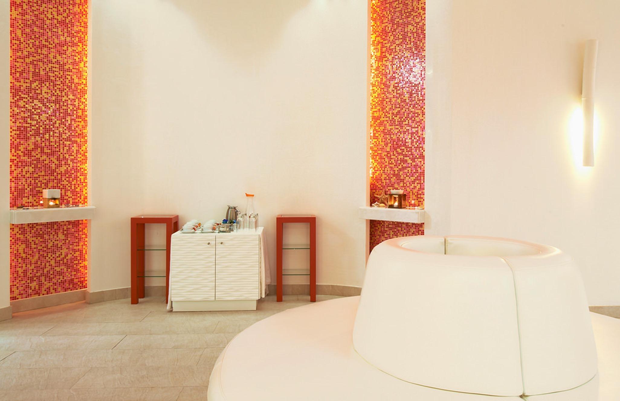 Real Marina Hotel & Spa Olhão Екстериор снимка The spa at The Standard, East Village